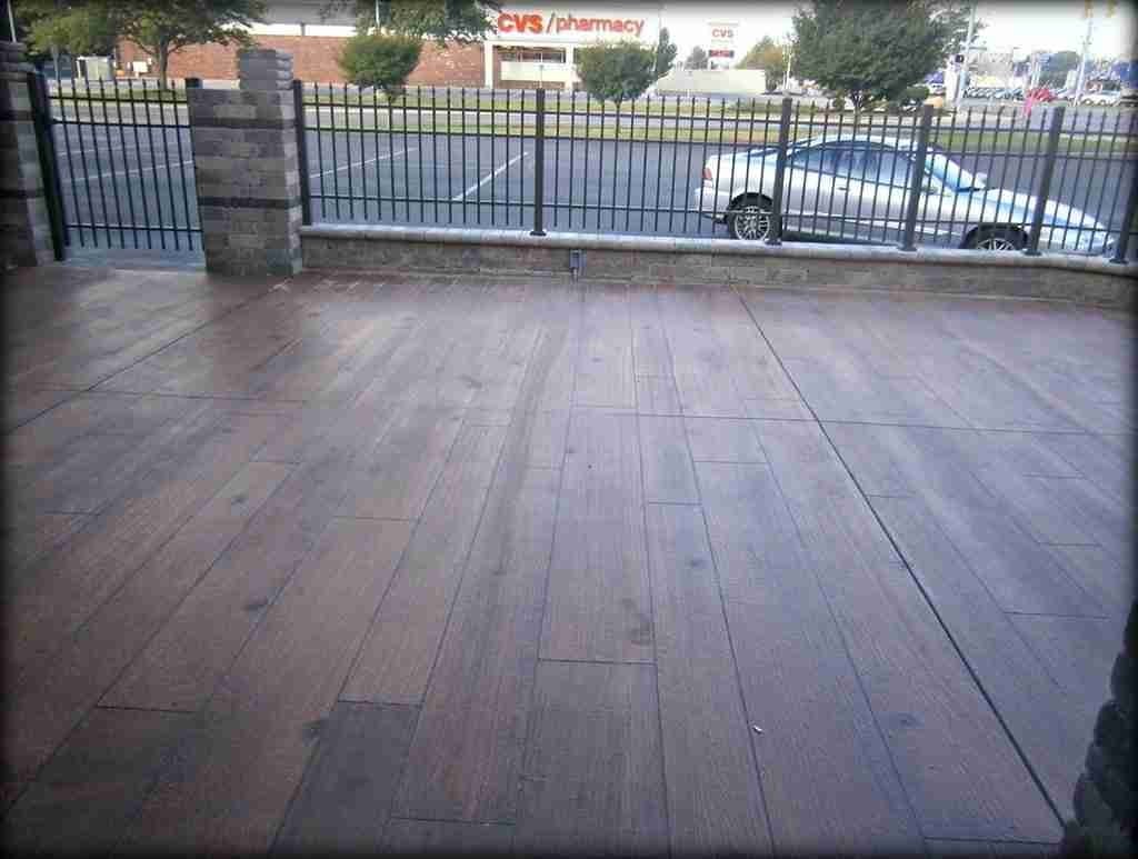 Commercial Deck And Fence Services, Seattle WA